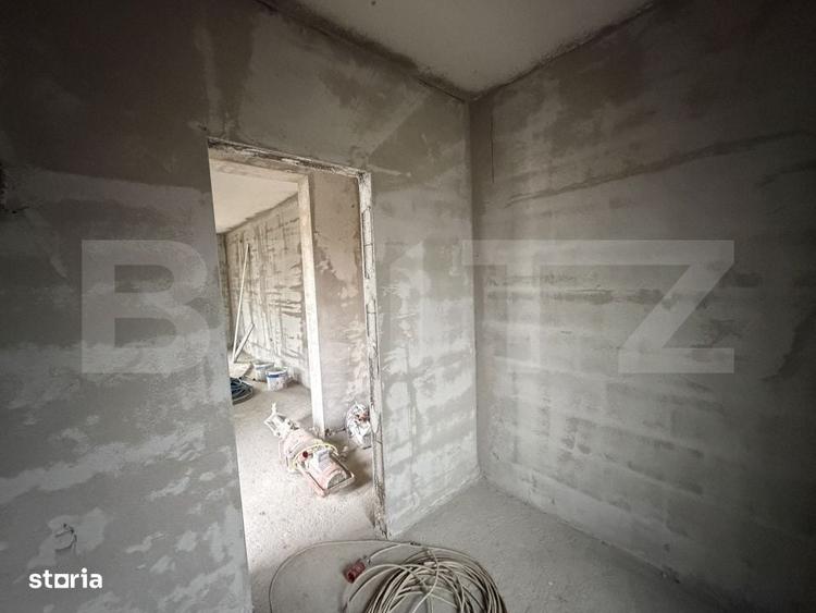 Apartament cu 4 camere decomandat în Stana