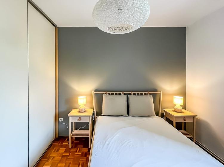 Apartament cu 3 camere decomandat în Ștrand