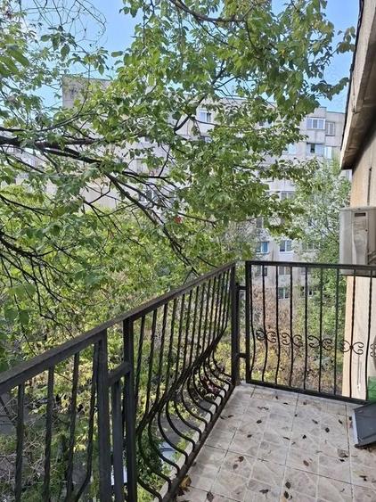 Apartament cu 2 camere decomandat în Crângași