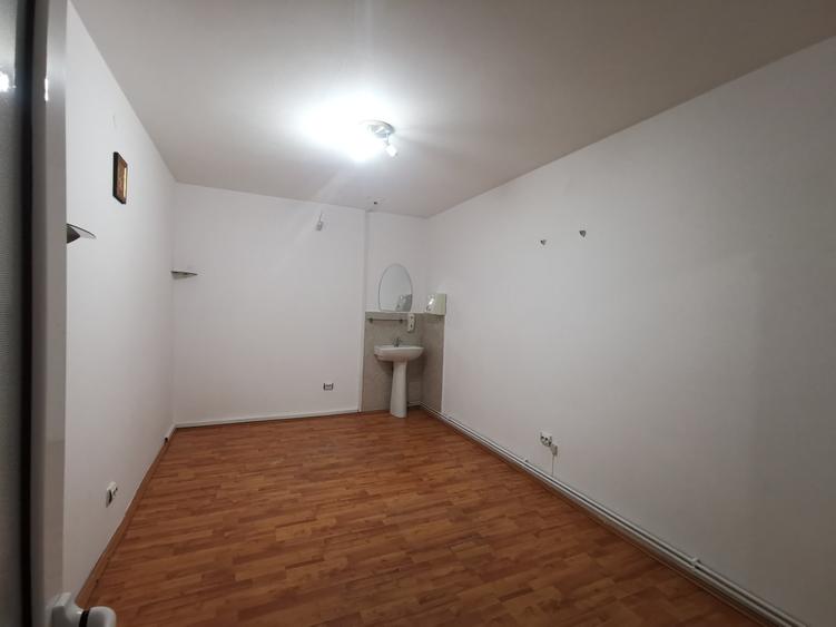 Spațiu comercial, de 80 mp, în Ultracentral