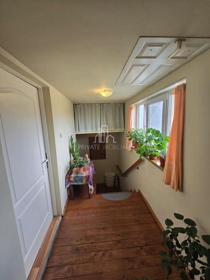 Casă individuală cu 5 camere cu Canalizare în Exterior Nord