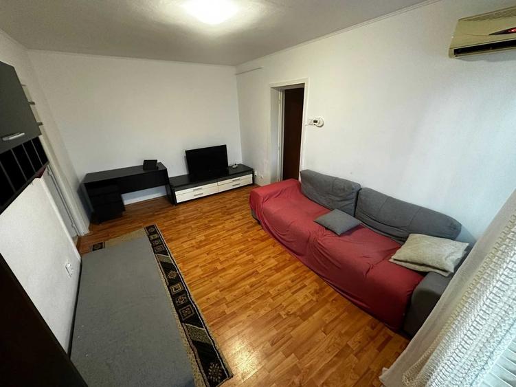 Apartament cu 2 camere semidecomandat, mobilat în Tătărași — fotografia 2