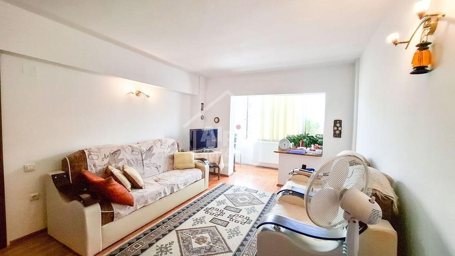 Apartament cu 2 camere decomandat în Astra