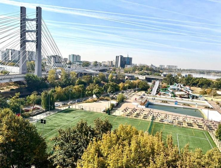 Garsonieră decomandată în Splaiul Independenței