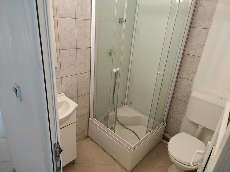Garsonieră decomandată în Exterior Vest