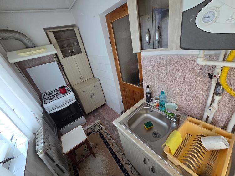 Apartament 2 camere (Calea ferata langa DGASPC (Protectia Copilului )  ET.3 - 10