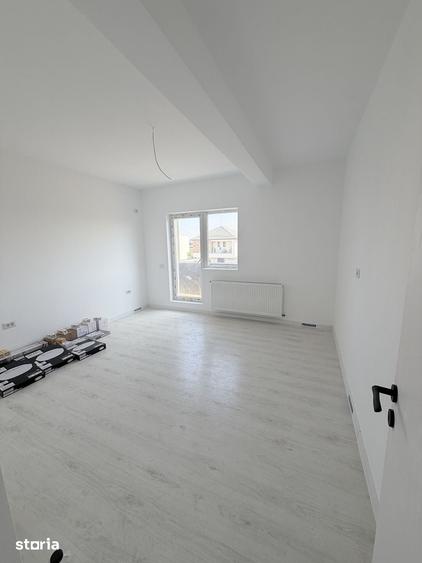 Casă cu 3 camere cu Teren 230 Mp în Central