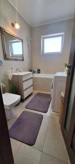 Apartament cu 2 camere decomandat în Florești