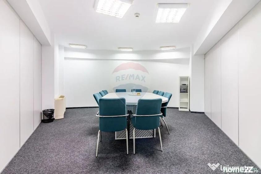 Spațiu comercial, de 240 mp, în Mihai Bravu