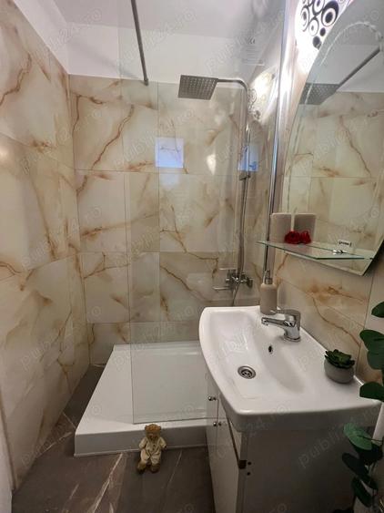 Apartament cu 2 camere semidecomandat în Moroasa 1
