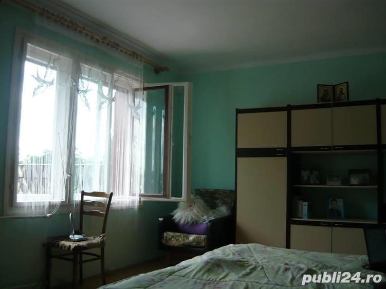 Casă cu 3 camere cu Teren 1800 Mp în Turnu
