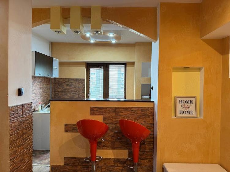 Apartament cu 2 camere decomandat în Calea București