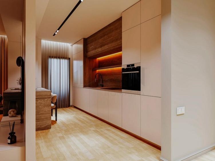 Apartament cu 4 camere decomandat în Pipera