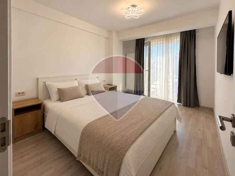 Apartament cu 2 camere semidecomandat, mobilat în Central