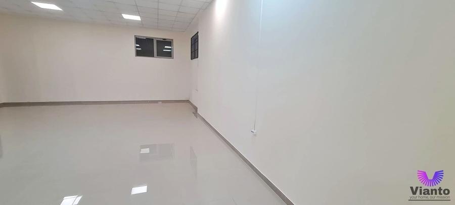 Spațiu comercial, de 130 mp, în Aeroport
