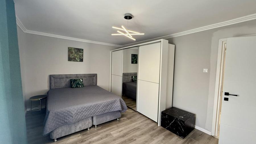 Apartament cu 2 camere decomandat, mobilat în Zorilor