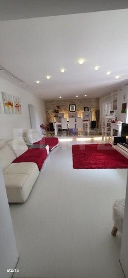 Casă cu 4 camere în Dâmbu