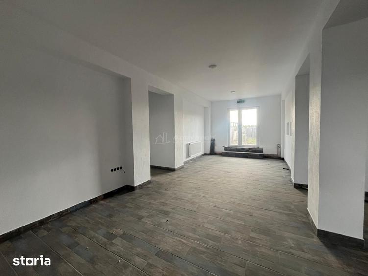 Spațiu comercial, de 700 mp, în Lugoj
