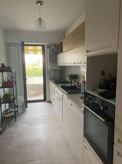 Apartament cu 3 camere decomandat, mobilat în Grozăvești