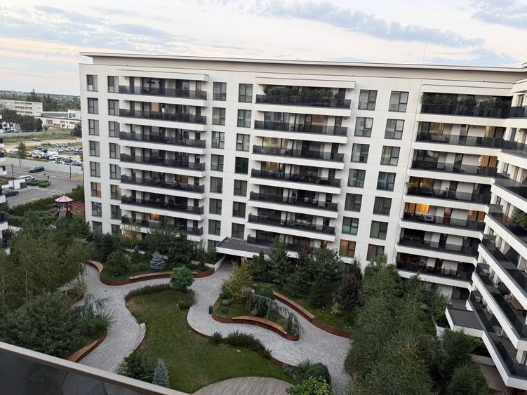 Apartament cu 2 camere decomandat în Aviației