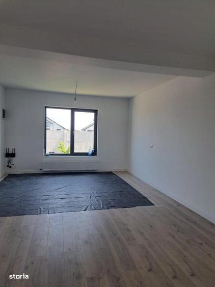 Casă cu 3 camere în Vârteju
