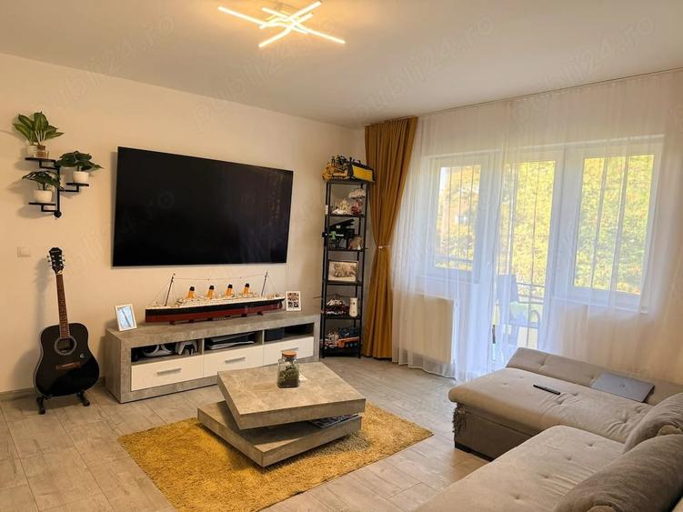 Apartament cu 2 camere semidecomandat în Rogerius