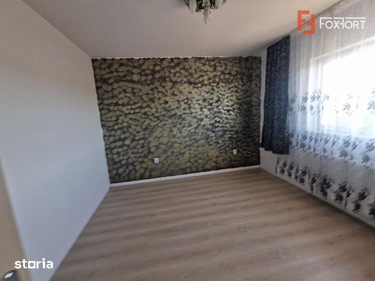 Casă cu 3 camere cu Teren 250 Mp în Remetea Mare