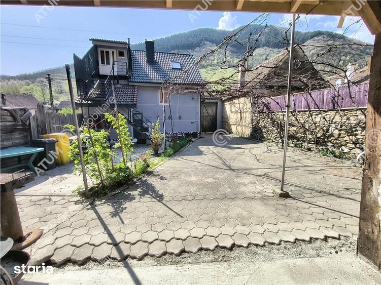 Casa renovata cu 4 camere si 2 bai in Gura Raului judet Sibiu - 14