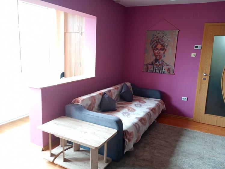 Apartament cu 2 camere semidecomandat în Spitalul Județean
