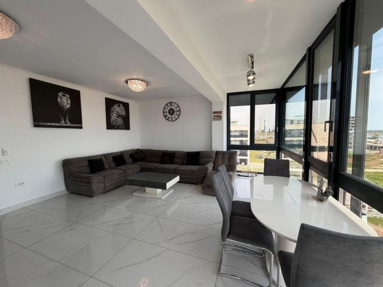 Apartament cu 2 camere semidecomandat, mobilat în Nord