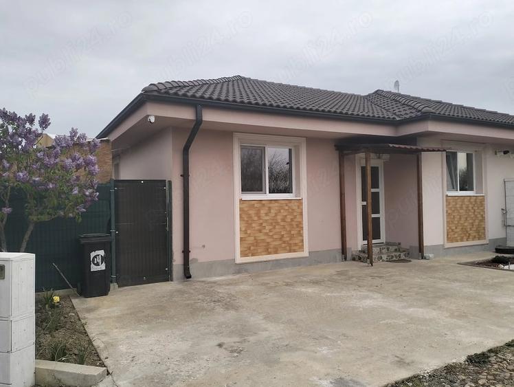 Casă cu Teren 261 Mp în Moșnița Nouă