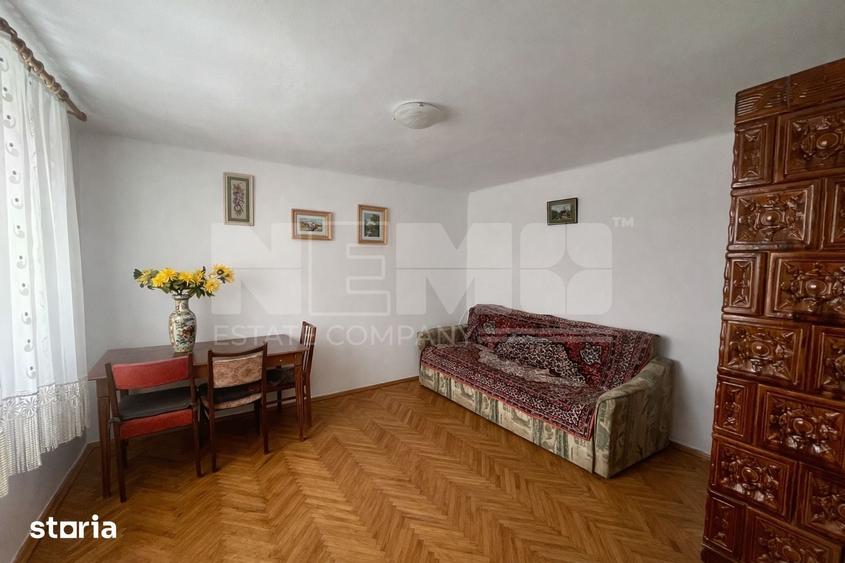 Casă cu 4 camere cu Teren 2350 Mp în Central