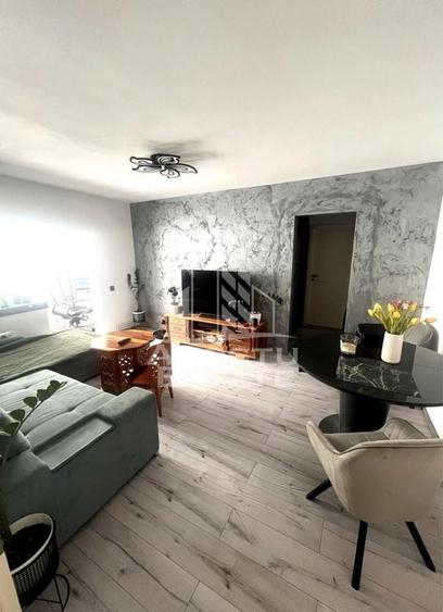 Apartament cu 3 camere semidecomandat, mobilat în Soarelui