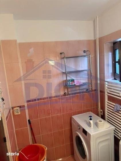 Garsonieră decomandată în Vitan