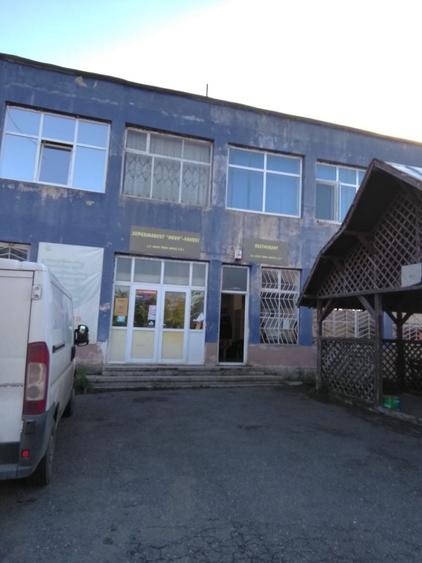 Spațiu comercial, de 800 mp, în Făurei