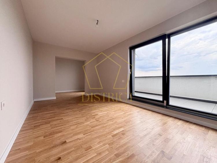 Apartament cu 3 camere semidecomandat, mobilat în Torontalului
