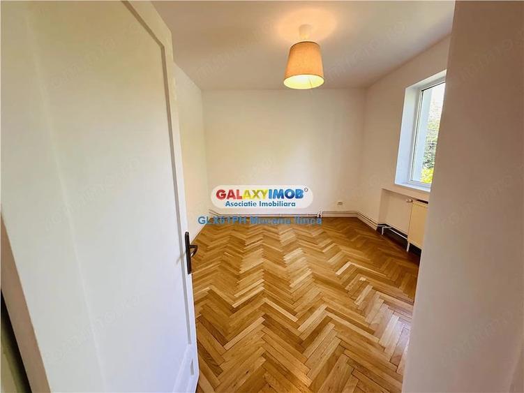 Spațiu comercial, de 150 mp, în Sud