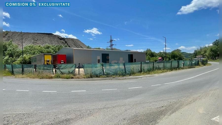 Spațiu industrial, de 600 mp, în Periferie