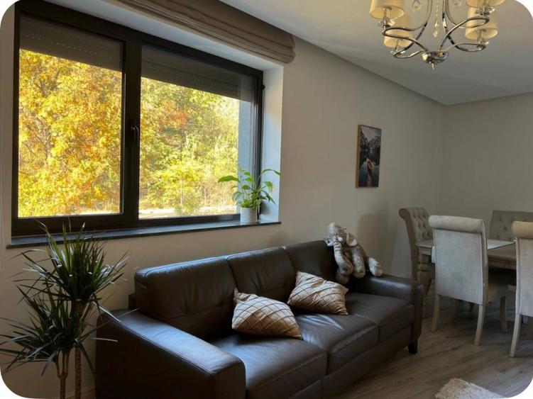 Apartament cu 2 camere decomandat, mobilat în Băneasa