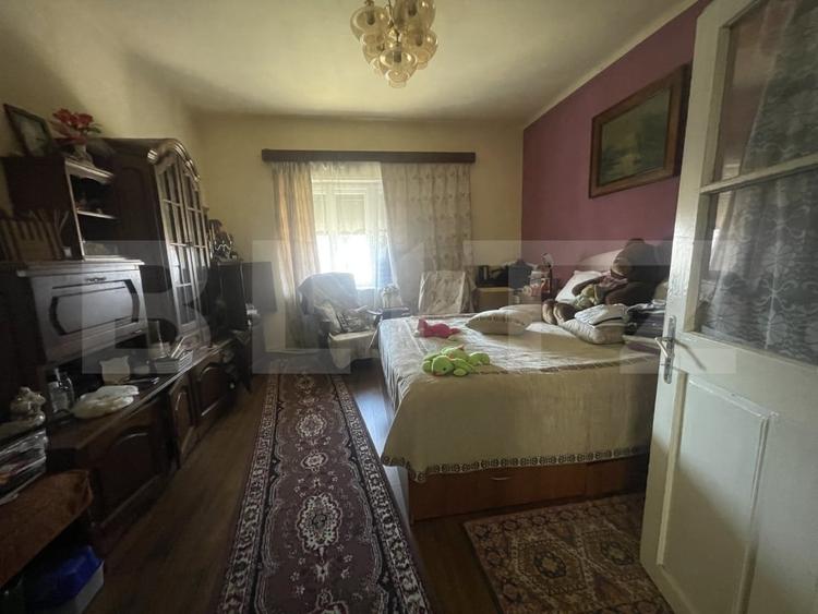 Casă individuală cu 5 camere cu Canalizare în Central