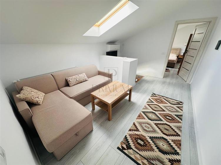 Apartament cu 3 camere decomandat în Giroc