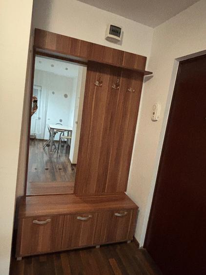 Apartament cu 2 camere decomandat în Decebal