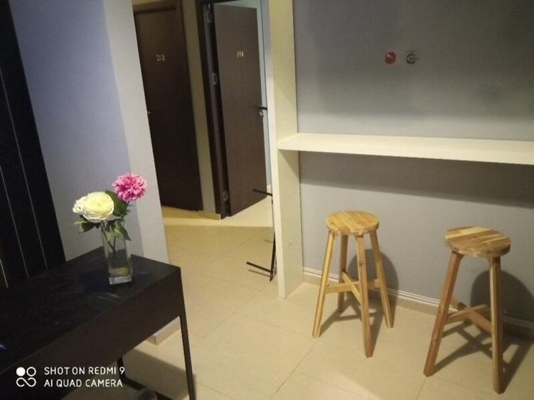 Apartament cu 3 camere decomandat, mobilat în Universitate