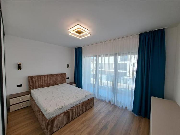 Duplex cu 5 camere cu Canalizare în Iris