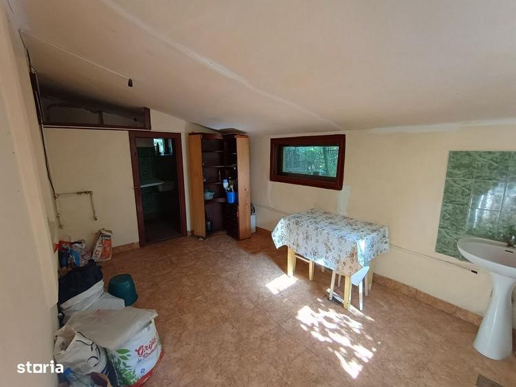 Casă cu 4 camere în Central