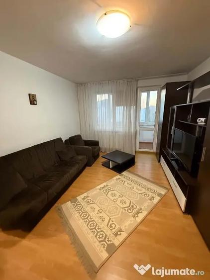 Apartament cu 2 camere semidecomandat în Astra