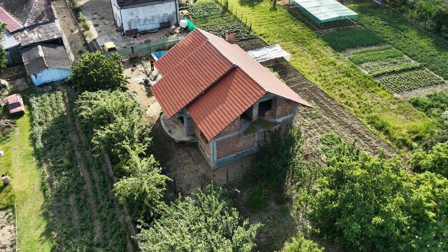 Casă cu 4 camere în Central