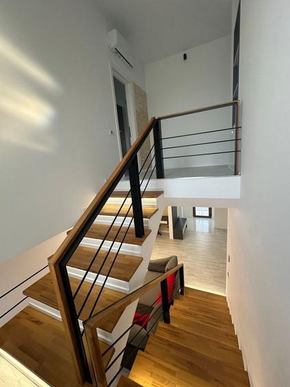 Duplex cu 4 camere cu Canalizare în Exterior Nord