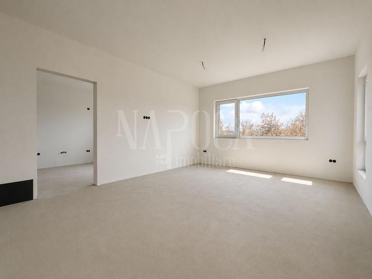 Duplex cu 6 camere cu Canalizare în Borhanci