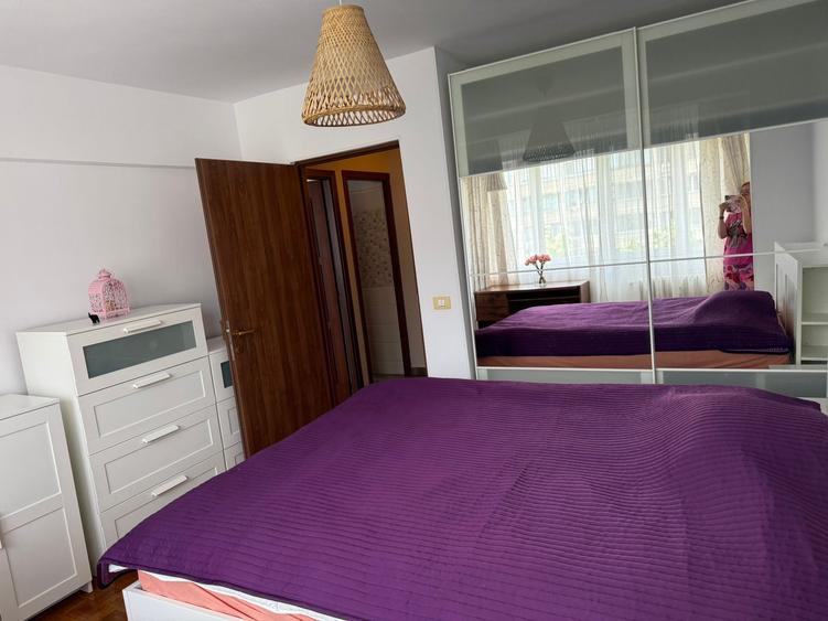 Apartament cu 2 camere decomandat, mobilat în Calea Victoriei